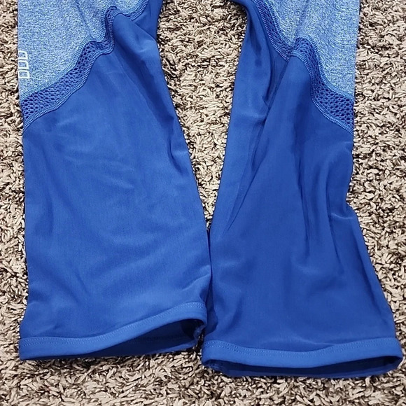 Lorna Jane capri leggings - Picture 7 of 7